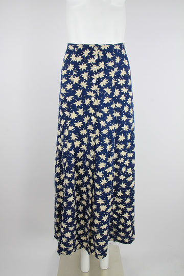90s Blue with cream flowers midi skirt with button front – S