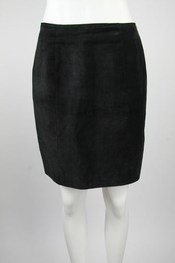 Black suede Wilsons skirt with small split at the back - M